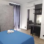 Ottolune בית הארחה 3*
