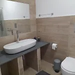 Ottolune בית הארחה